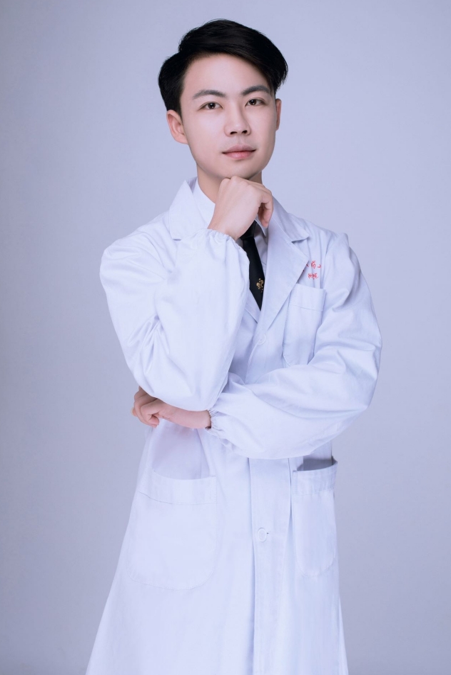 龙先生