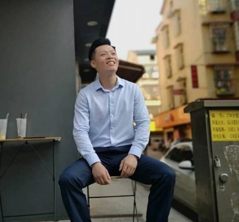 刘先生